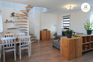 Charmante 2-Zimmer-Maisonette Wohnung mit eigenem Zugang in Neumarkt, 92318 Neumarkt, Maisonette